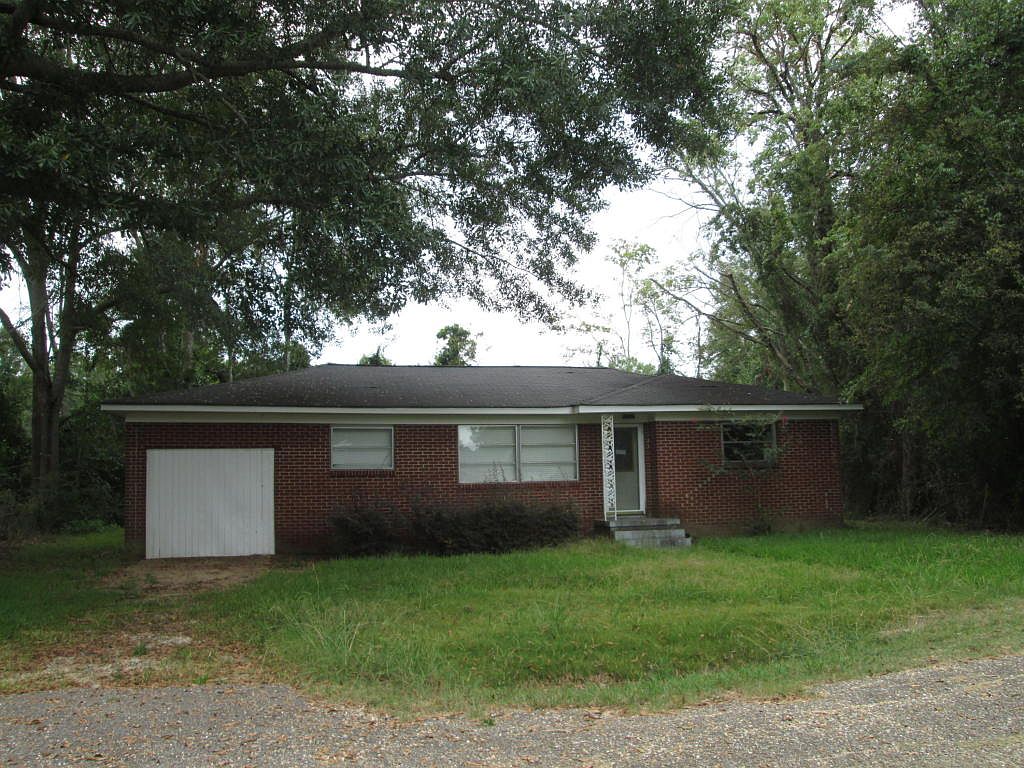 127 Grace Cir, Linden, AL 36748 Zillow