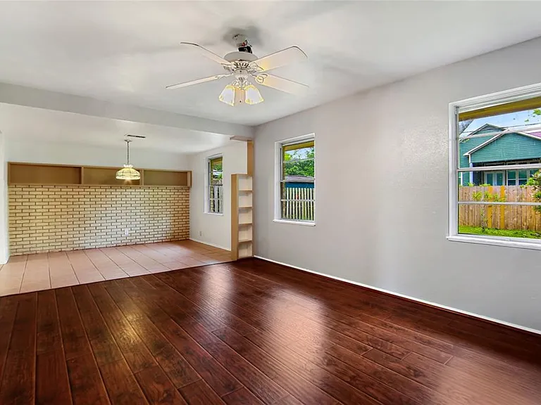 2610 Meadow Ln — Photo 6