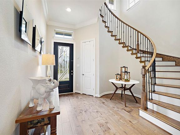 3rd image of 13346 Stoneleigh Terrace Dr