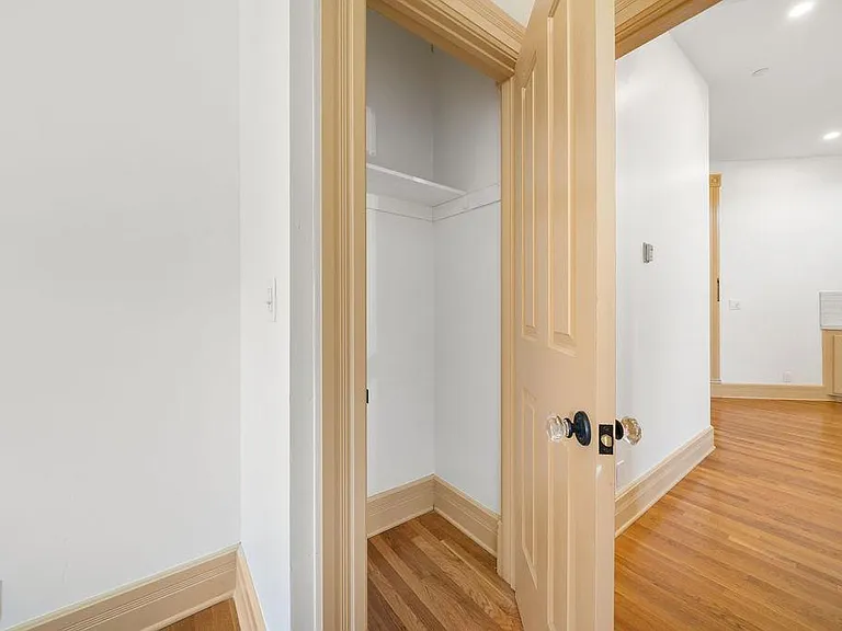 1314 Palm St #208 — Photo 11