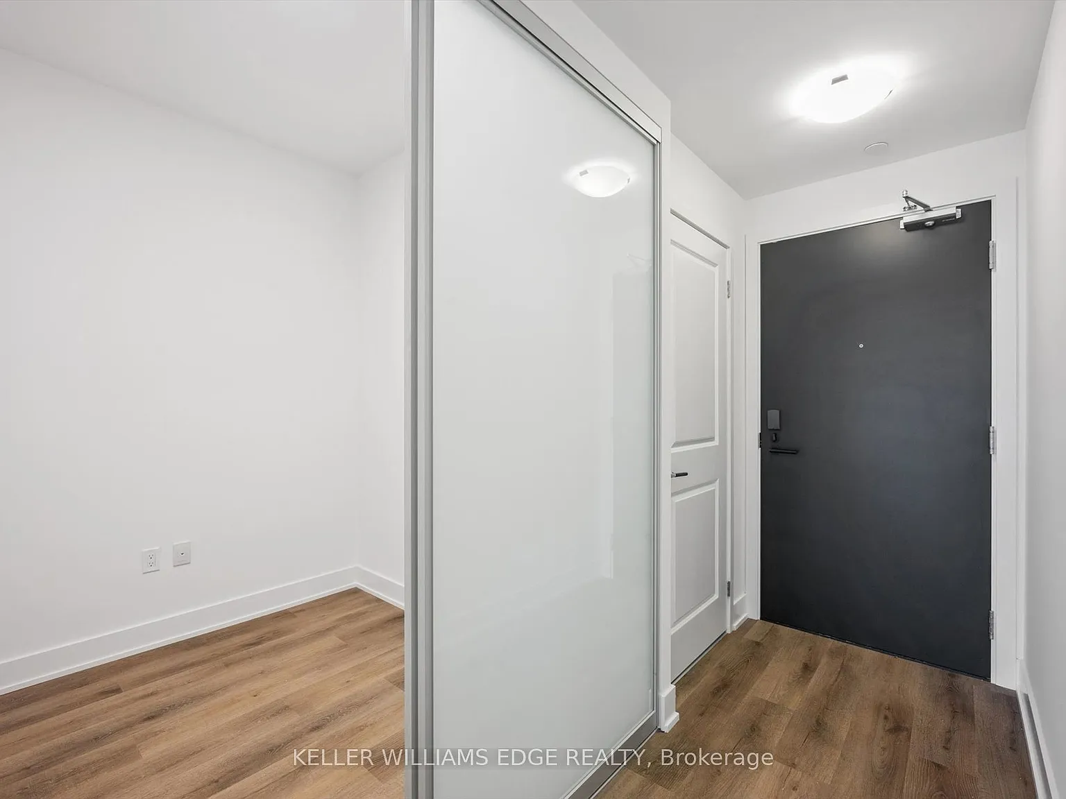 The Millhouse Condominium — Photo 3