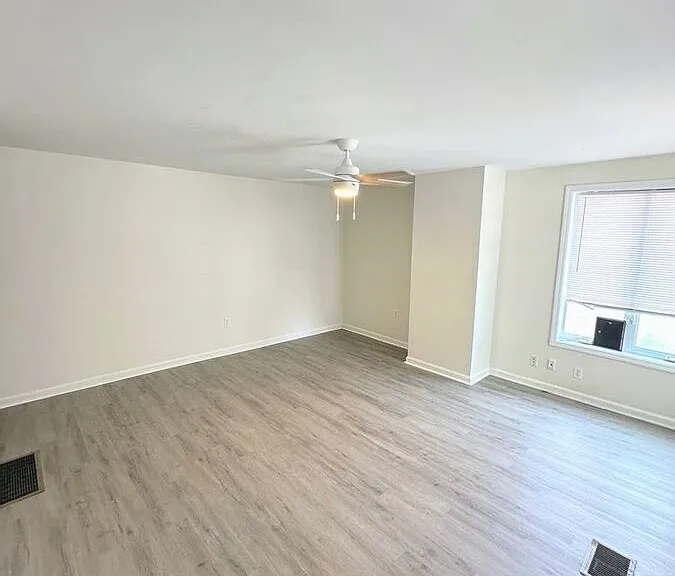 456 Delmar St #2 — Photo 22
