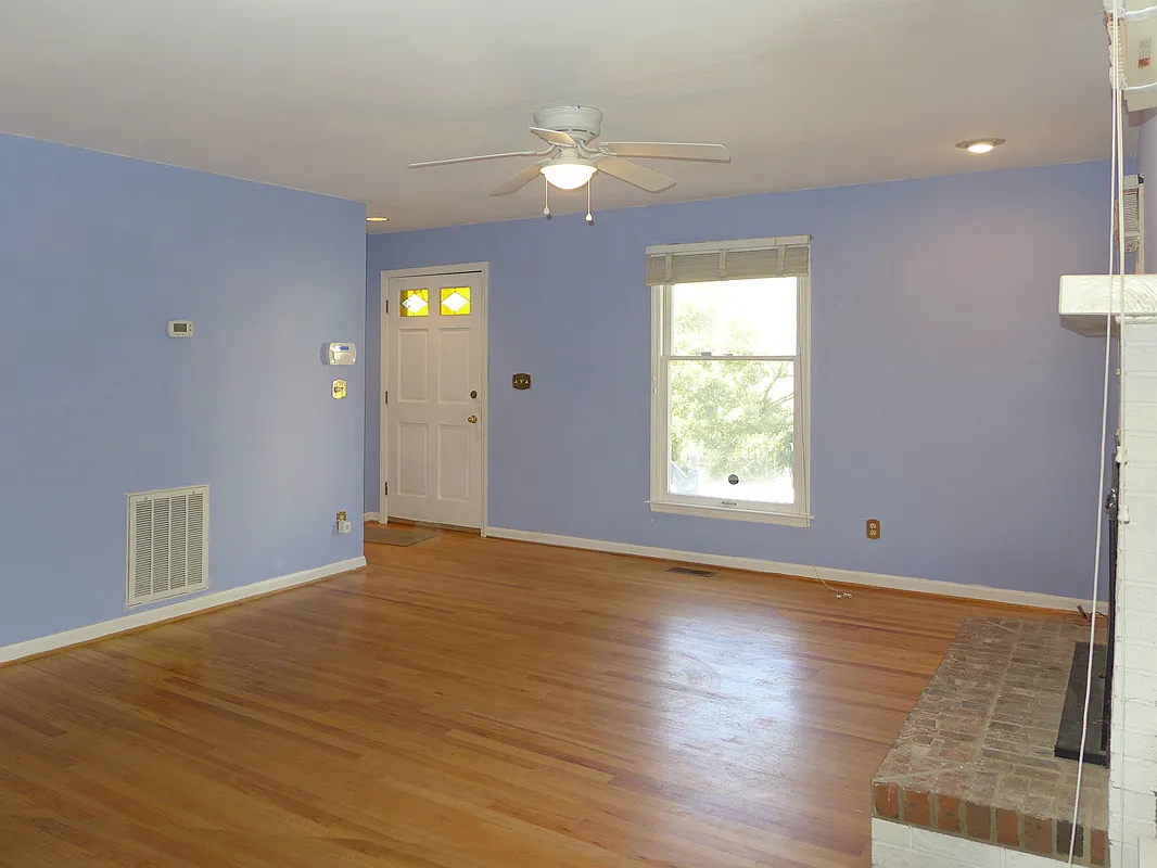 3 bed, 1350 sqft, $2,745 — Photo 4