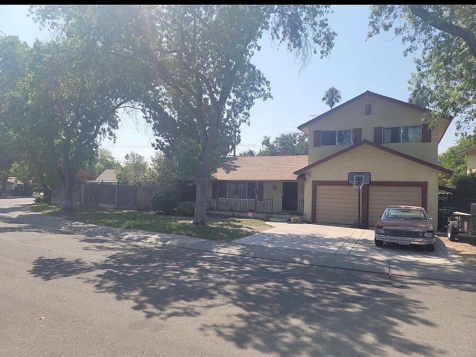 1st image of 28 Lynda Ave