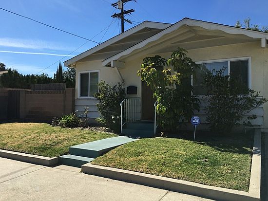 1st image of 5751 Whitsett Ave