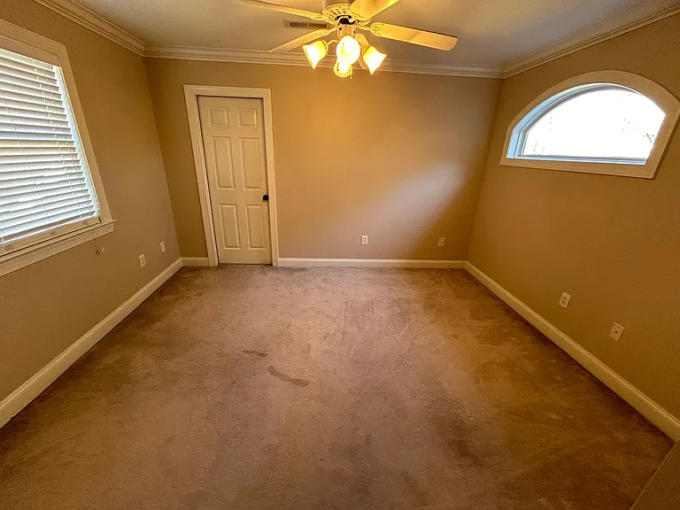 216 Rollingwood Cir NW — Photo 33