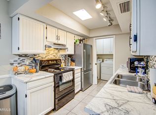 7918 N 59th Ln, Glendale, AZ 85301