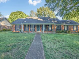 3772 Misty Oak Dr, Memphis, TN 38125