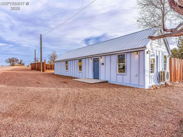 312 Fremont St, Penrose, CO 81240