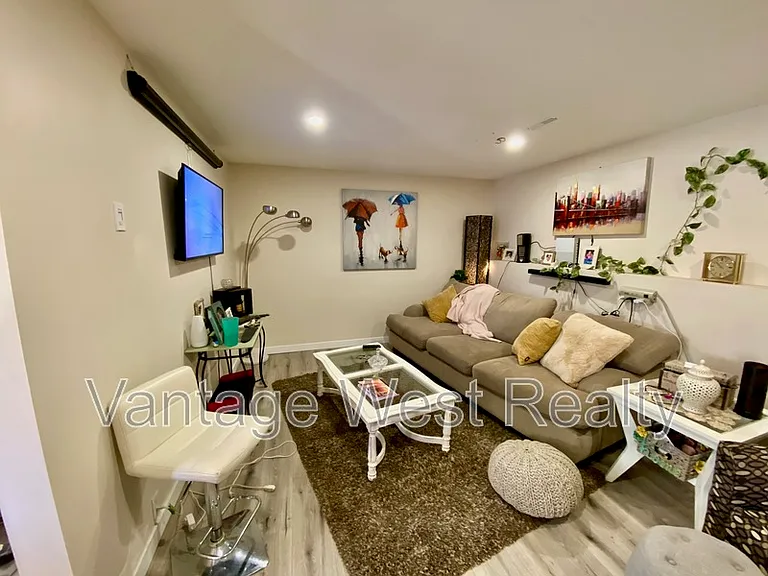 9509B Winview Rd — Photo 3
