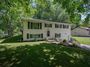 3373 Rhapsody Ln, Clinton, OH 44216