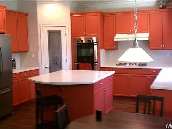 4th image of 2975 W River Dr