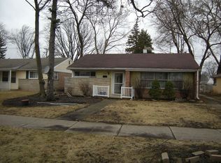 766 E Algonquin Rd, Des Plaines, IL 60016