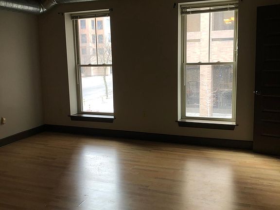 3rd image of 125 W Fayette St #2A