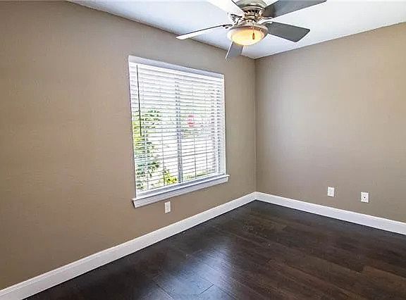 3rd image of 9401 Blue Jay Way
