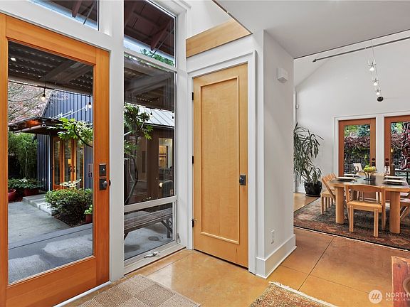 5th image of 10623 NE 155th Place