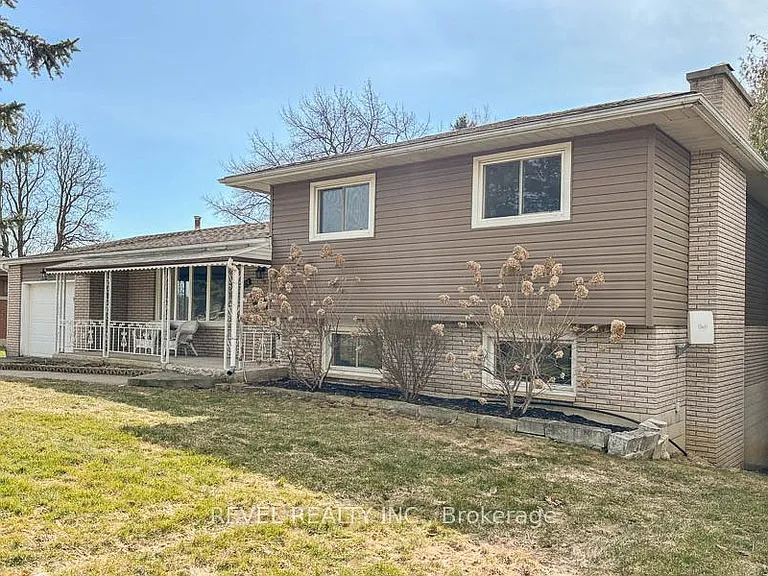104 Hillside Ave — Photo 2