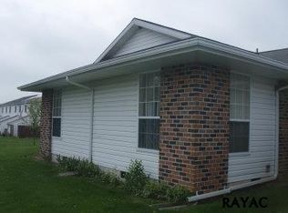 2733 Meadow Dr, Gettysburg, PA 17325