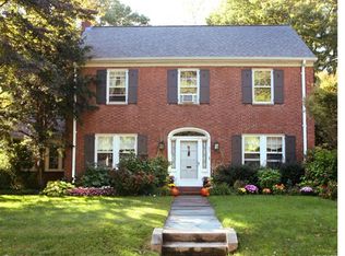 31 Stratford Rd, West Hartford, CT 06117