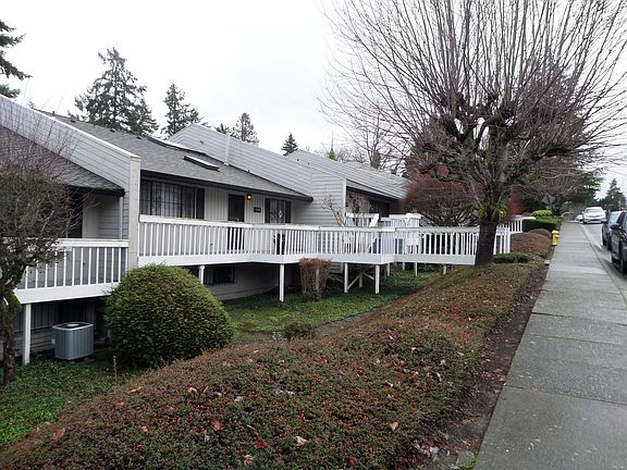 3rd image of 2726 SW 327th St #D-19