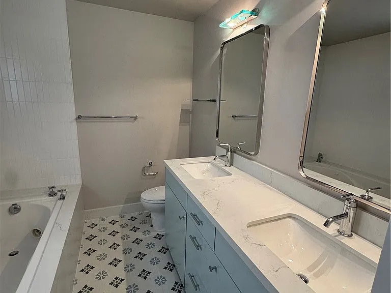 701 Loma Dr — Photo 25