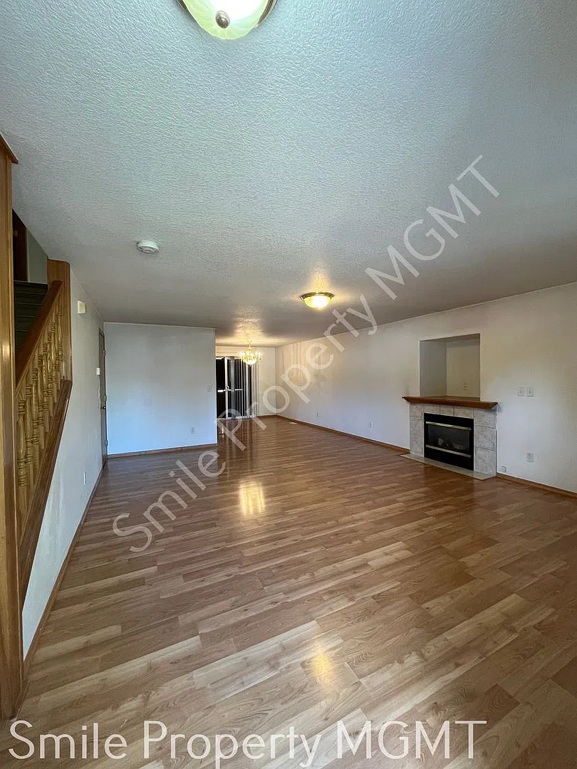 single house — Photo 2