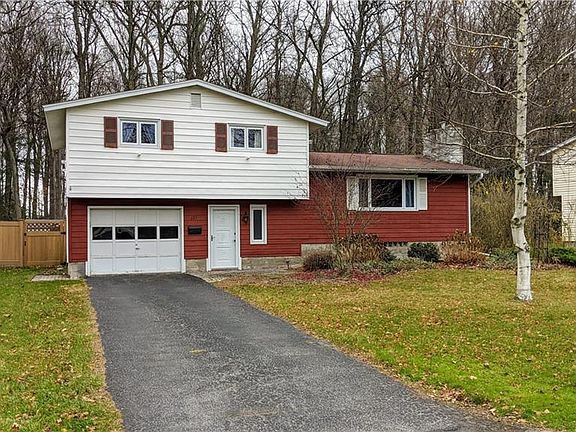 3rd image of 121 Sagamore Dr S