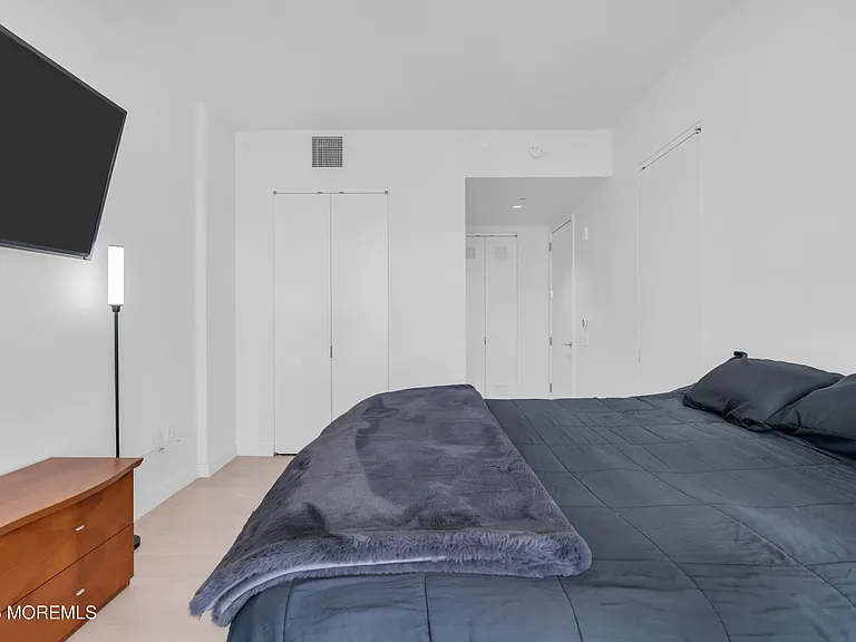 1101 Ocean Ave #1510 — Photo 30
