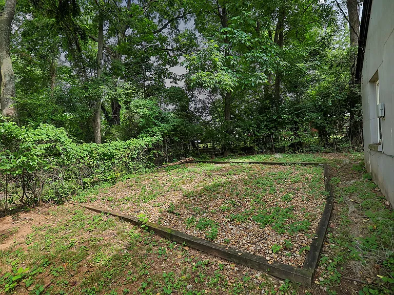810 Velma Ln — Photo 31