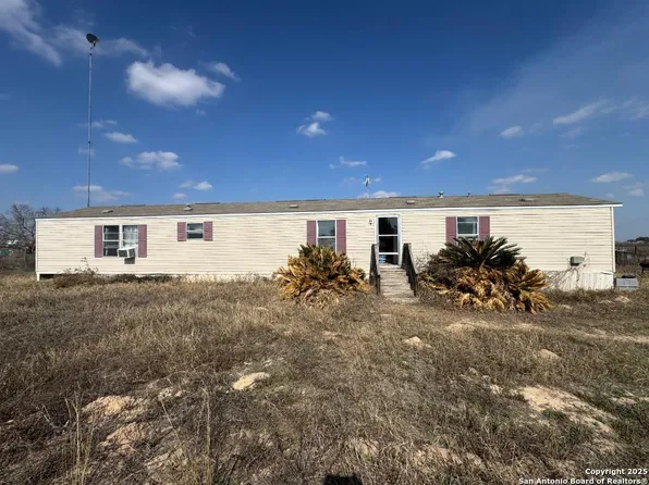 260 BRITE LN, Poteet, TX 78065