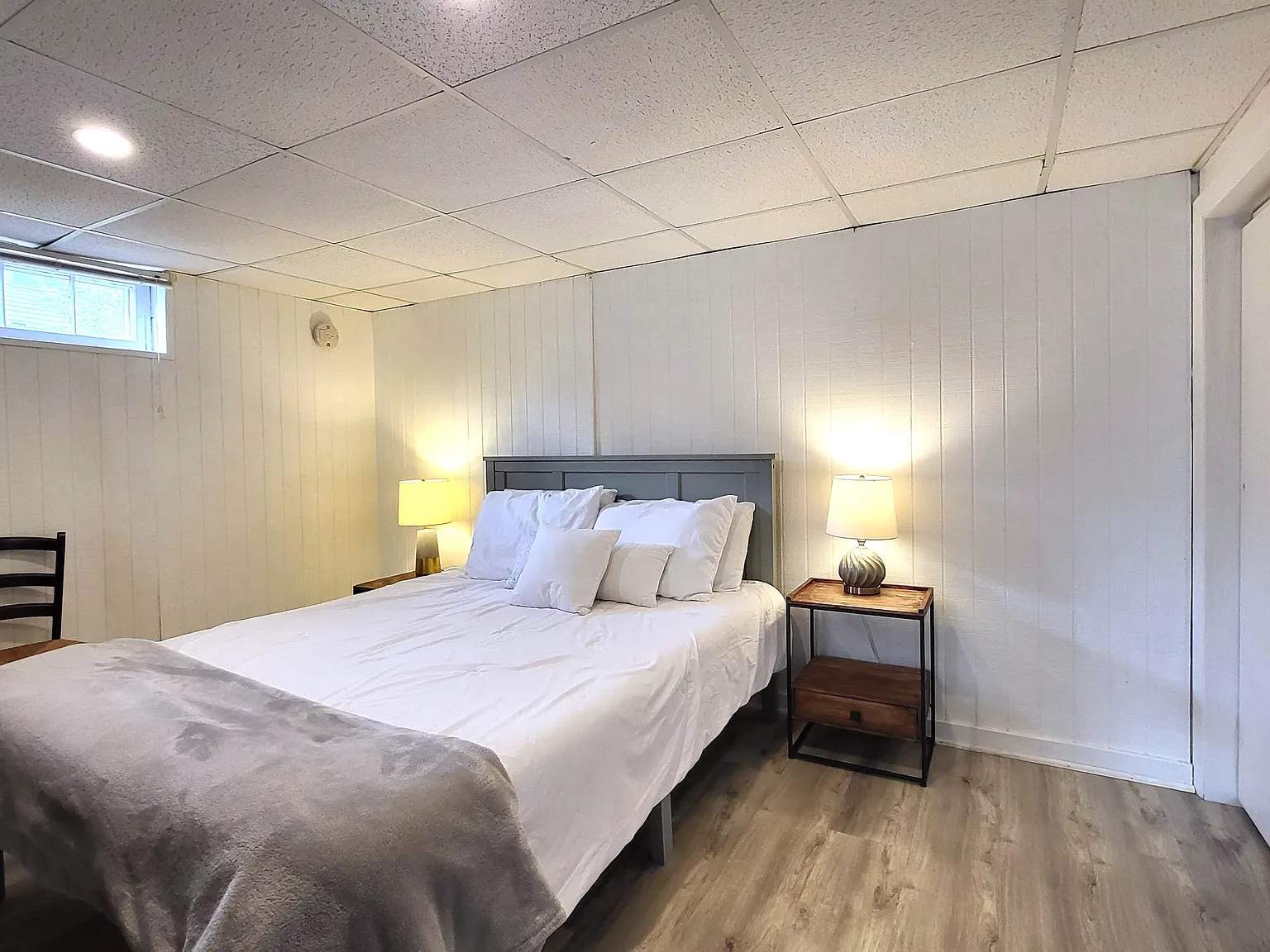 Studio, 700 sqft, $1,650 — Photo 3