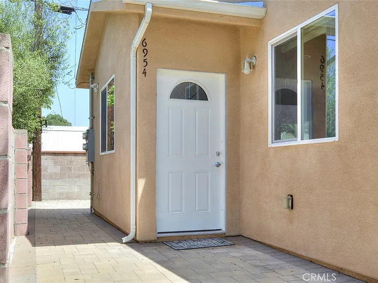 6954 Jellico Ave — Photo 6