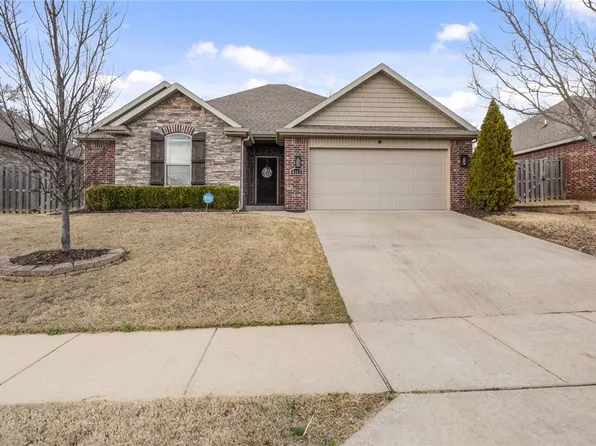 4313 W Murfield Dr, Rogers, AR 72758