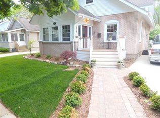 427 Wesley St, Rochester, MI 48307
