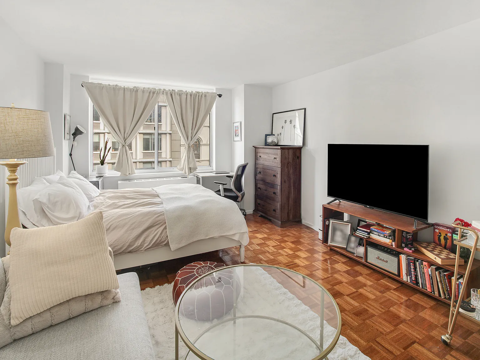 295 Greenwich Street — Photo 4
