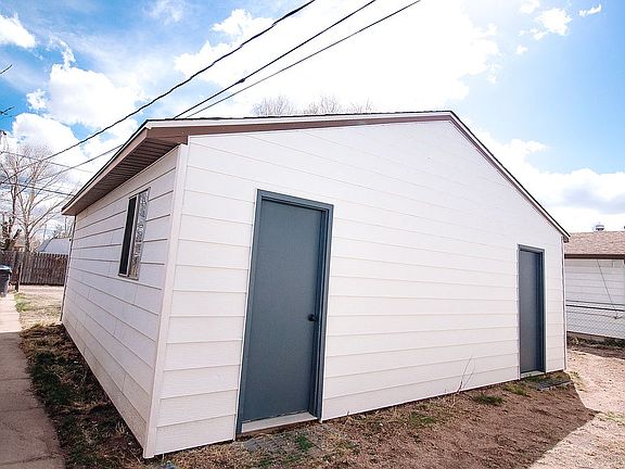 Large Double Car Garage