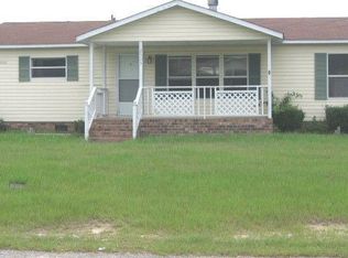 2505 Danahey Dr, Raeford, NC 28376