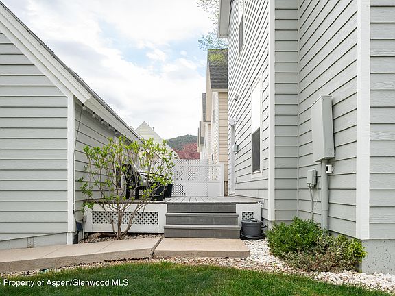 5th image of 1417 Teeters Ln