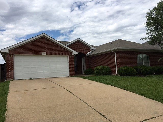1st image of 7106 Harris Meadows Dr