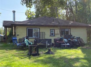 10 75th St S, Wasaga Beach, ON L9Z2G6