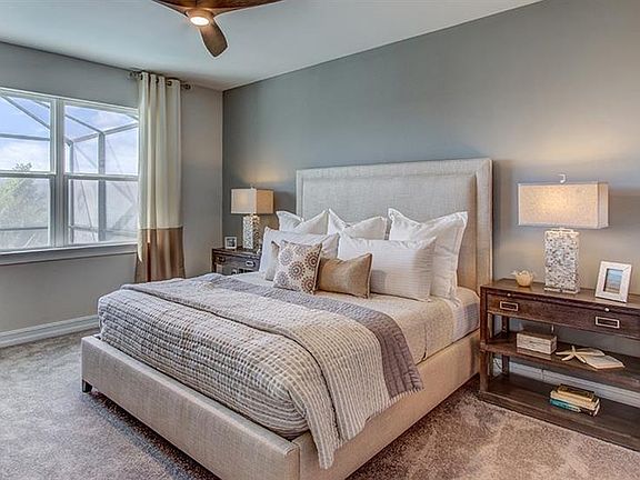 4th image of 380 Grace Bay LN