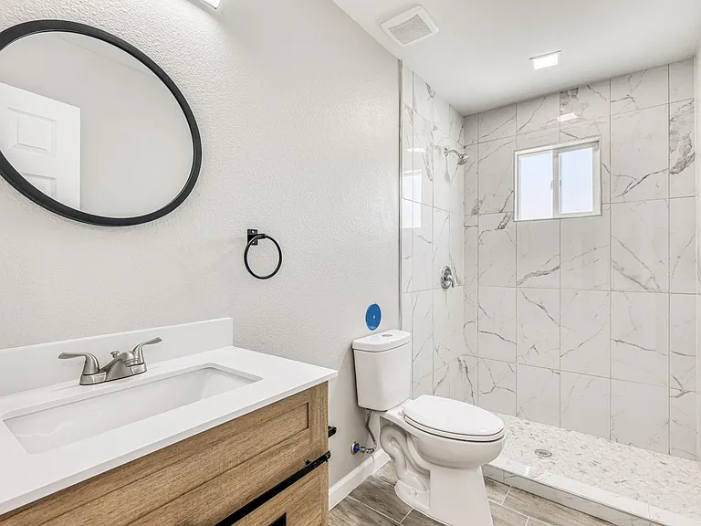 10028 Cross St — Photo 65