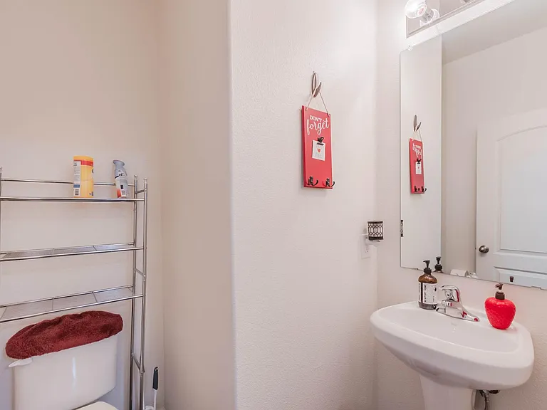 1313 Briercrest Dr — Photo 13