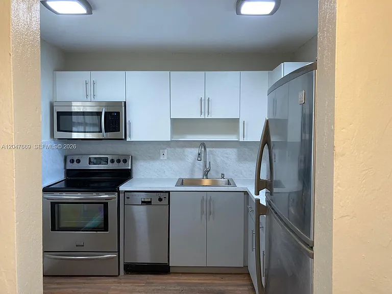 7900 Tatum Waterway Dr #305 — Photo 22