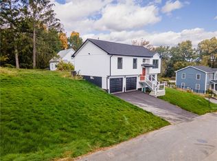 50 Rosemont Ave, Johnston, RI 02919