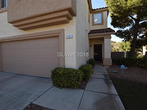 3rd image of 1131 Scenic Crest Dr