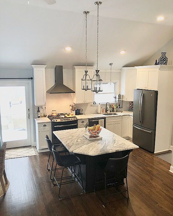 1st image of 4 Chanceville Pl