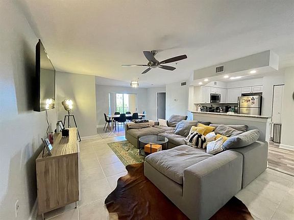 2nd image of 900 Scotia Dr APT 305