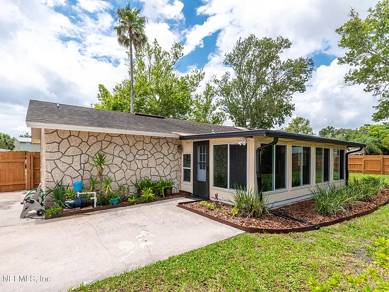 250 Nautical Blvd S — Photo 25