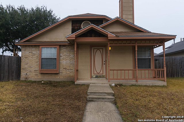 1st image of 760 Garden Meadow Dr